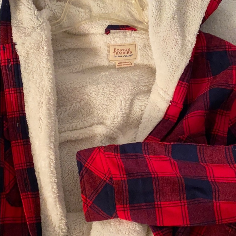 Super soft NWOT hooded flannel coat